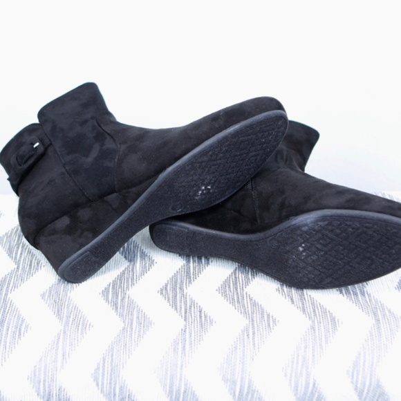 Womens "Ada" Low Wedge Ankle Booties - Picture 3 of 4